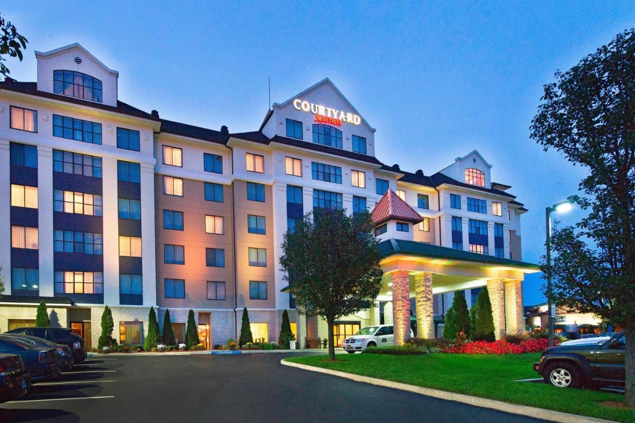 คอร์ตยาร์ด ลอง ไอส์แลนด์ แมคอาร์เธอร์ แอร์พอร์ต Hotel รอนค็องโคมา ภายนอก รูปภาพ